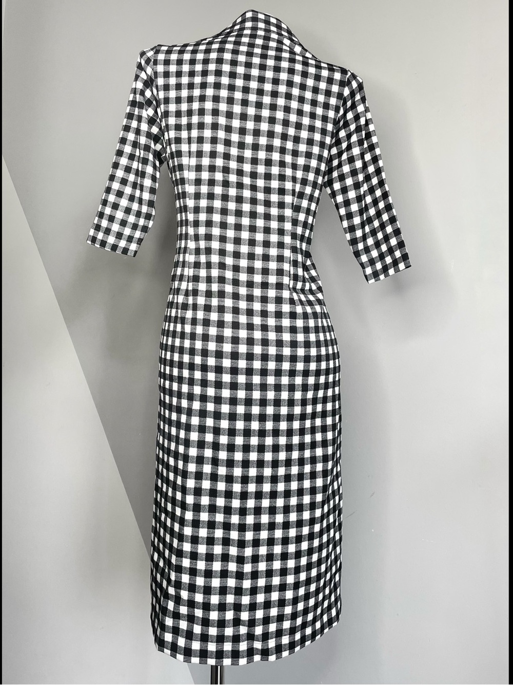 Black And White Checkered Midi Dress - Picture 3 of 4